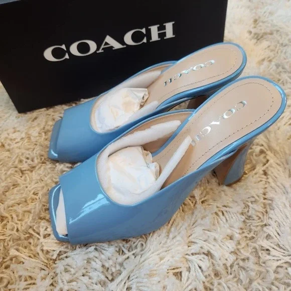 Coach Laurence Heel in Blue Patent Size 7 - Picture 3 of 7